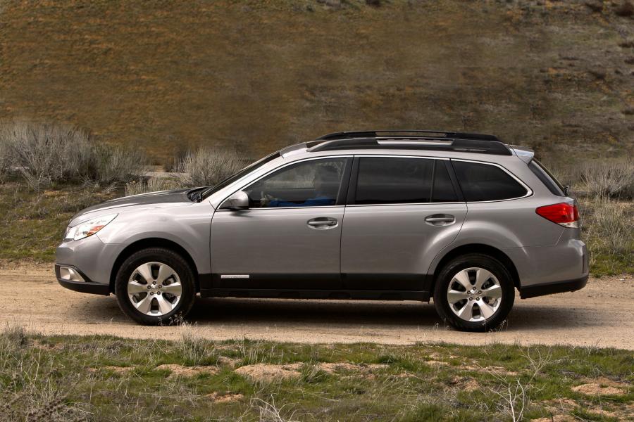 Subaru Outback 2010 года  (фото 54 из 79)